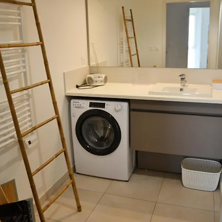 Willa Riboleys - Climatisee Avec Piscine *