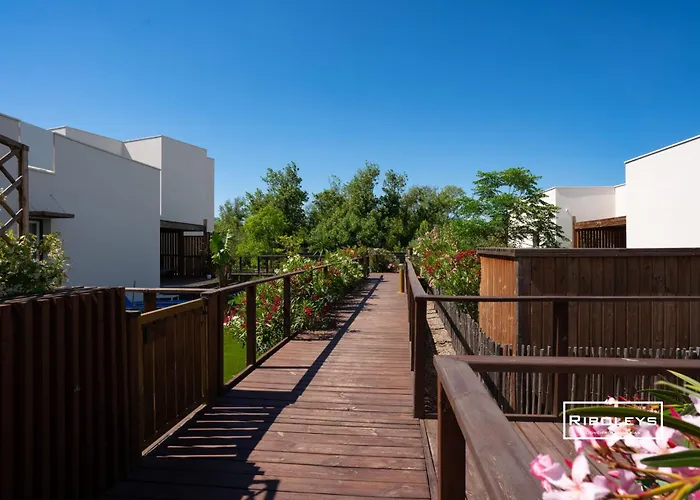 Riboleys - Climatisee Avec Piscine Villa Vias
