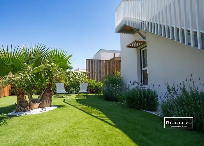 Riboleys - Climatisee Avec Piscine Villa *